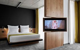 Адела Бутик Хотел